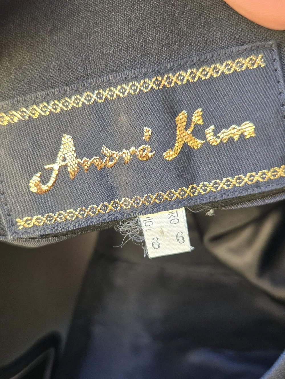Andre Kim Vintage Black Embroidered Open-Front Jacket - Black/Brown Leaf Motif - Picture 7 of 11